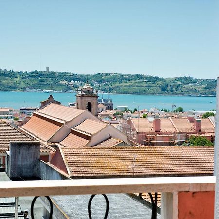 Ambassador River View Suites Lisbon Bagian luar foto