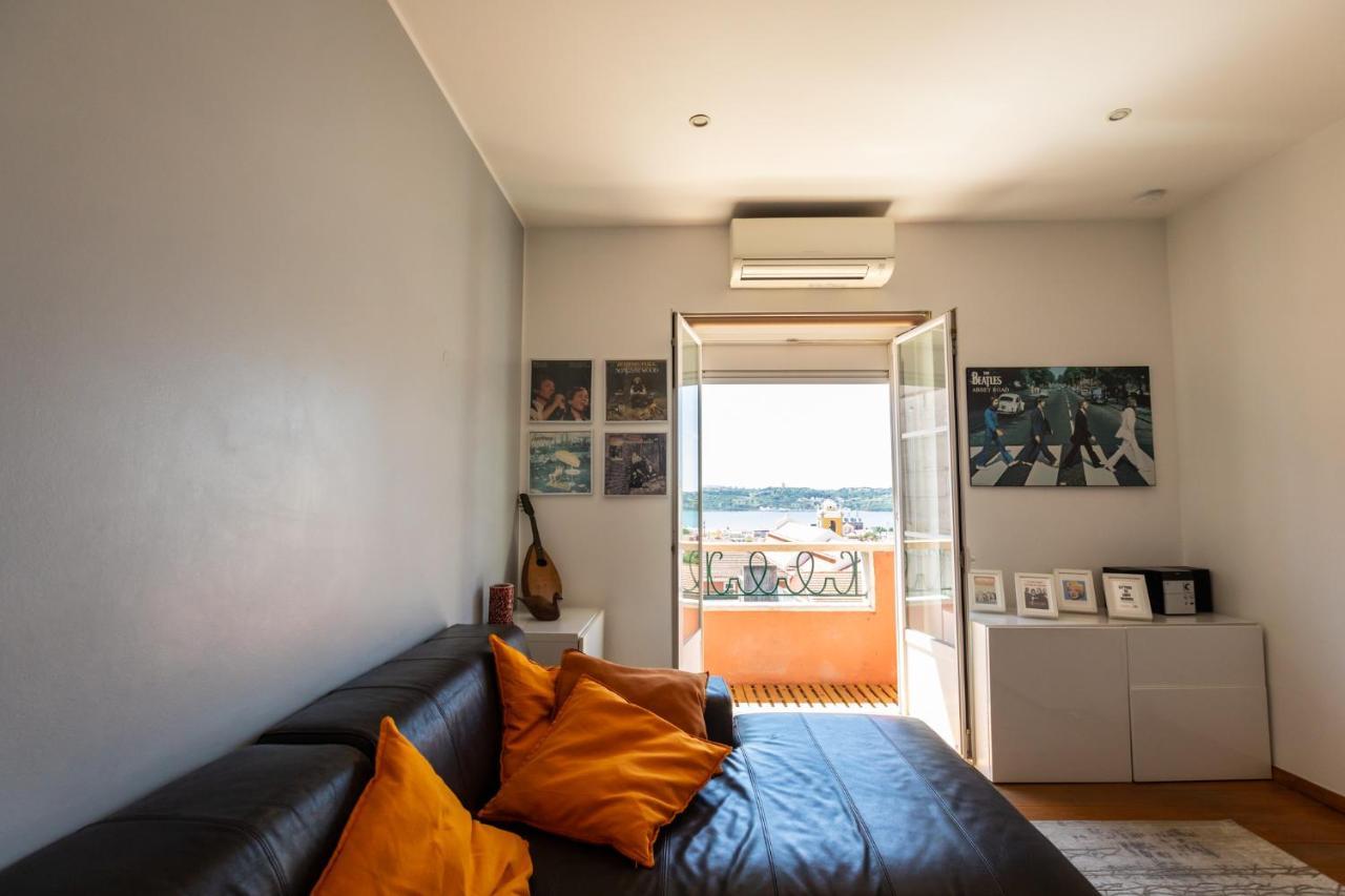 Ambassador River View Suites Lisbon Bagian luar foto